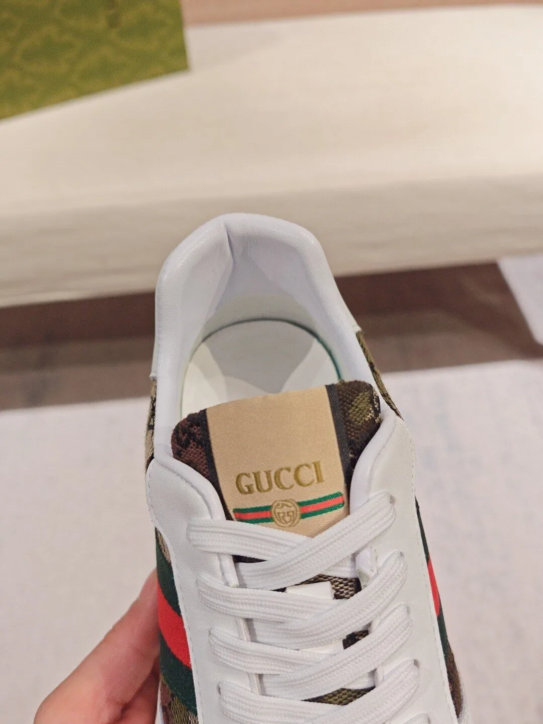 Gucci GG Supreme Pattern White Leather and Canvas Low-Top Sneakers for Men 6 Gucci GG Supreme Pattern White Leather and Canvas Low-Top Sneakers for Men