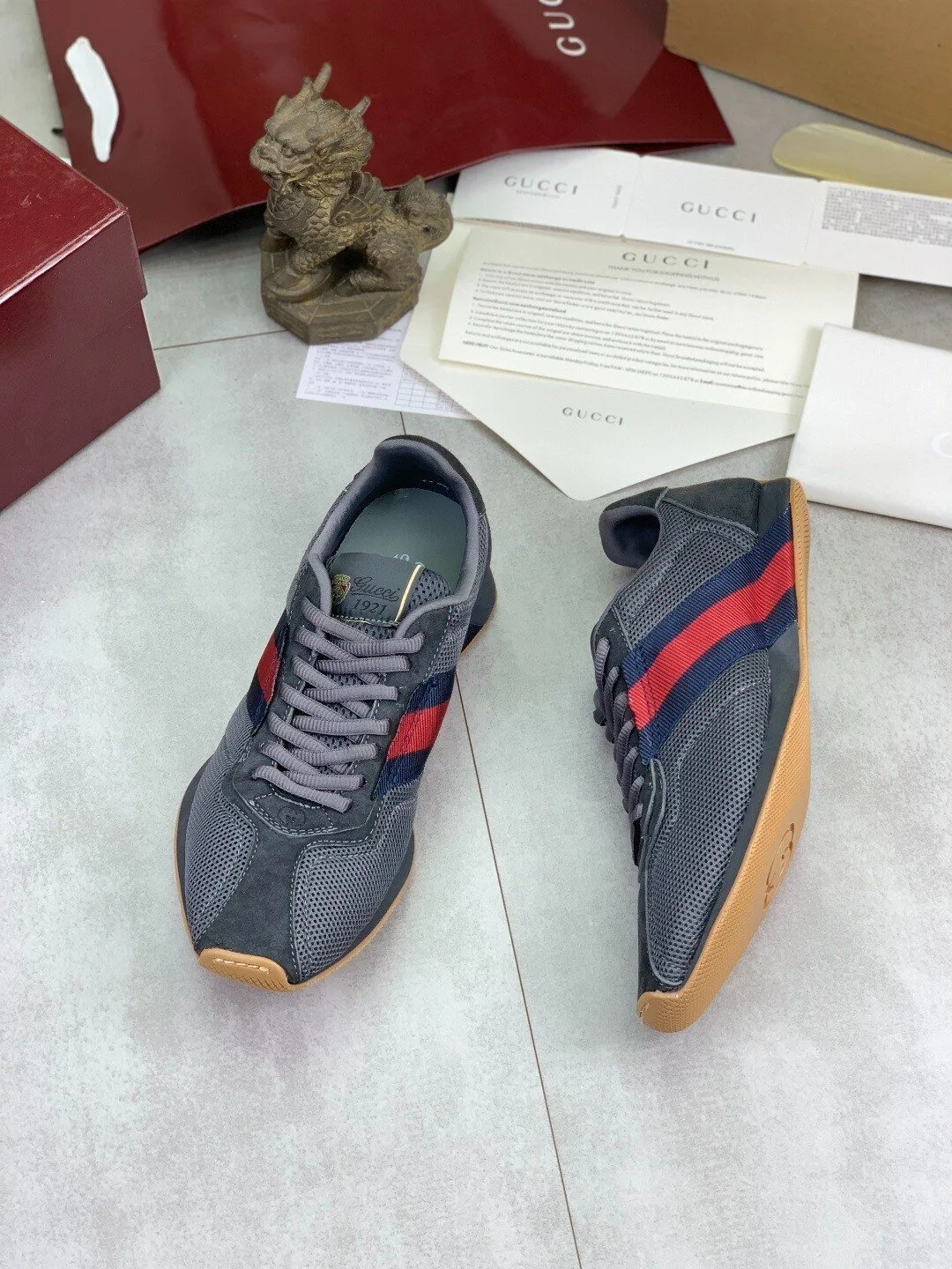 Gucci Grey Suede and Mesh Red Blue Stripe Low Top Sneakers 7 Gucci Grey Suede and Mesh Red Blue Stripe Low Top Sneakers